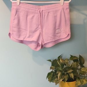 ✨ Hollister | Pink Terry Cloth Shorts ✨
